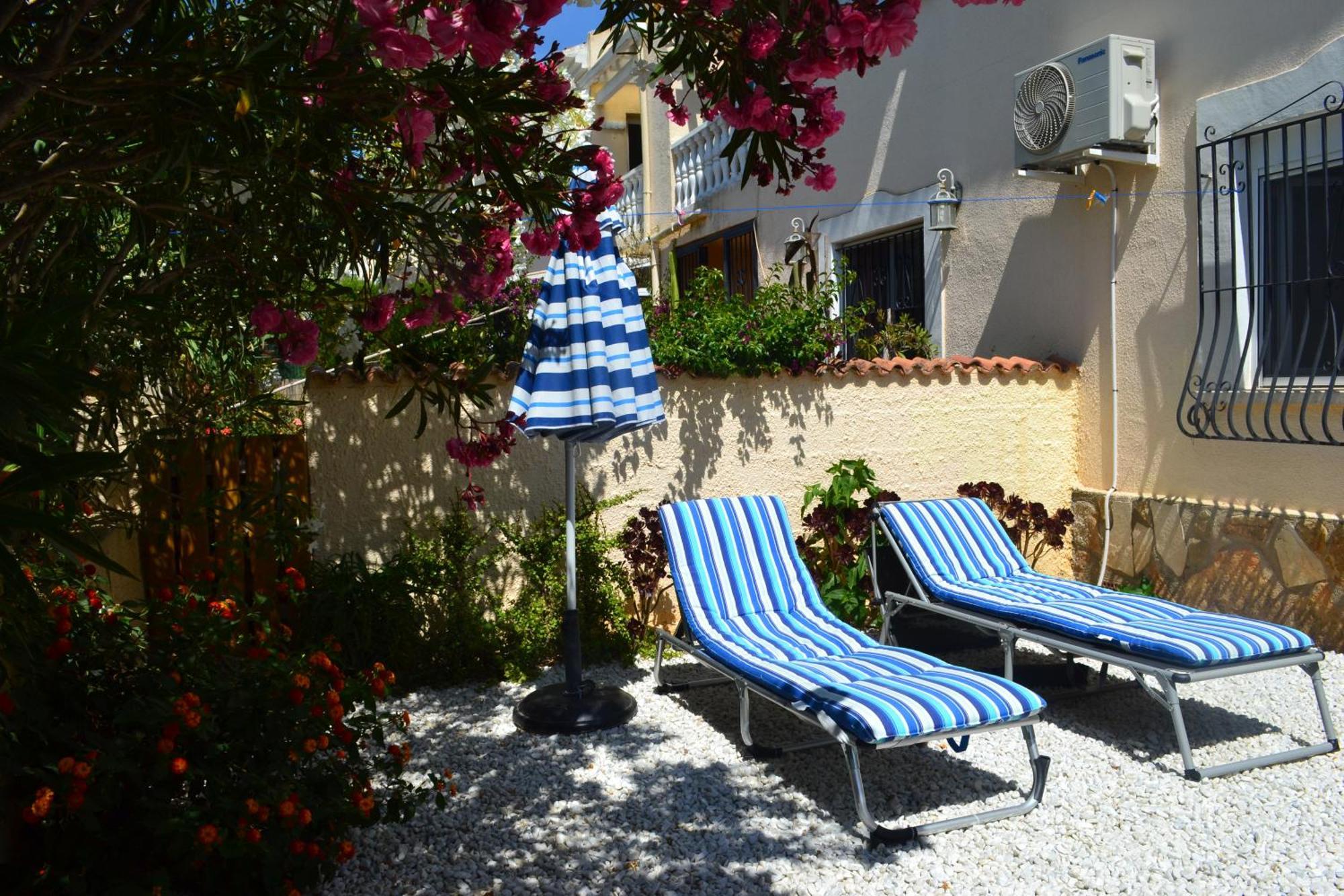 Casa Alexandra Apartment Les Deveses Luaran gambar